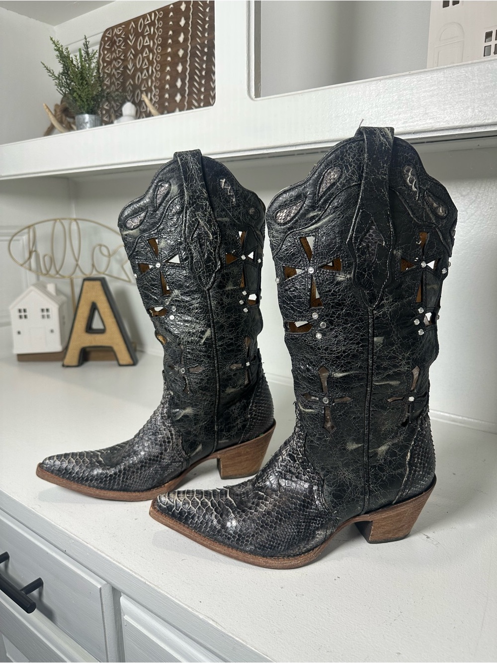 Corral Python Cowboy Boots Womens 6.5M Black Exotic Cutout Western Boots